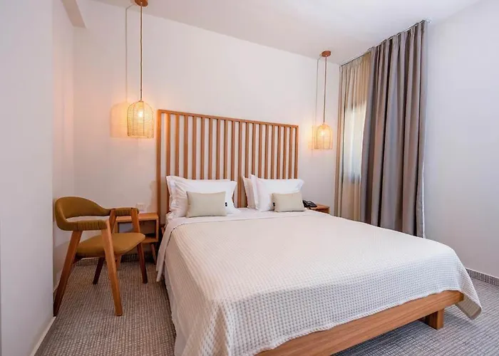 Elies 33 Bio Retreat (Adults Only)